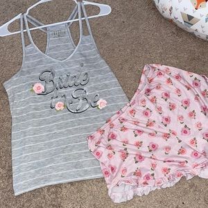 Bride to be pajama set size small